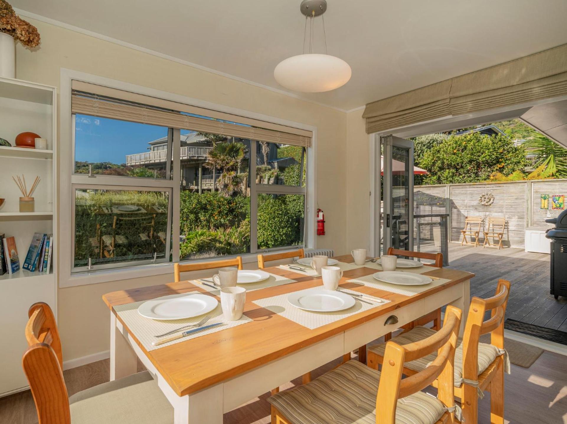 Hahei Kiwi Bach - Hahei Holiday Home Экстерьер фото