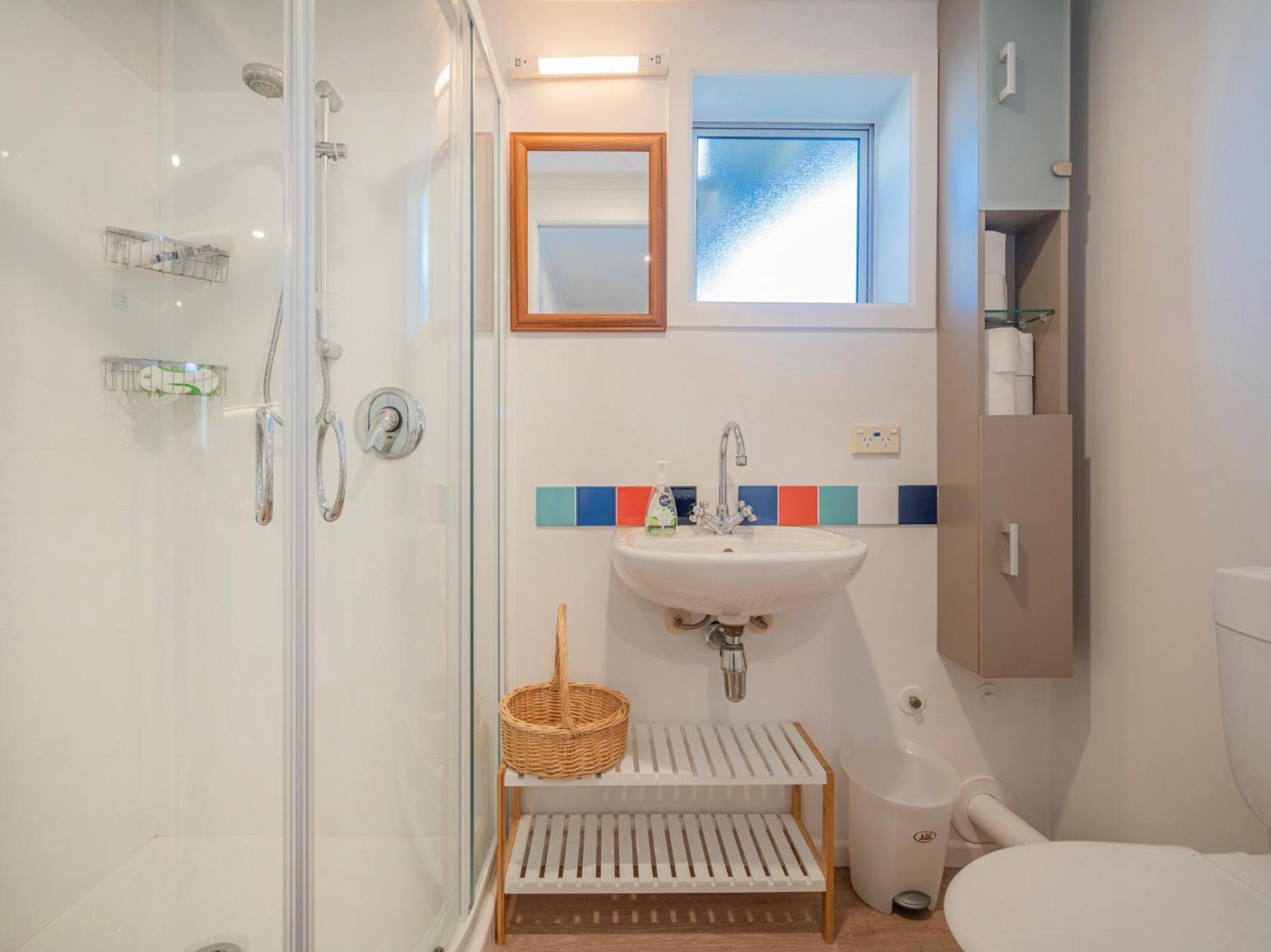 Hahei Kiwi Bach - Hahei Holiday Home Экстерьер фото