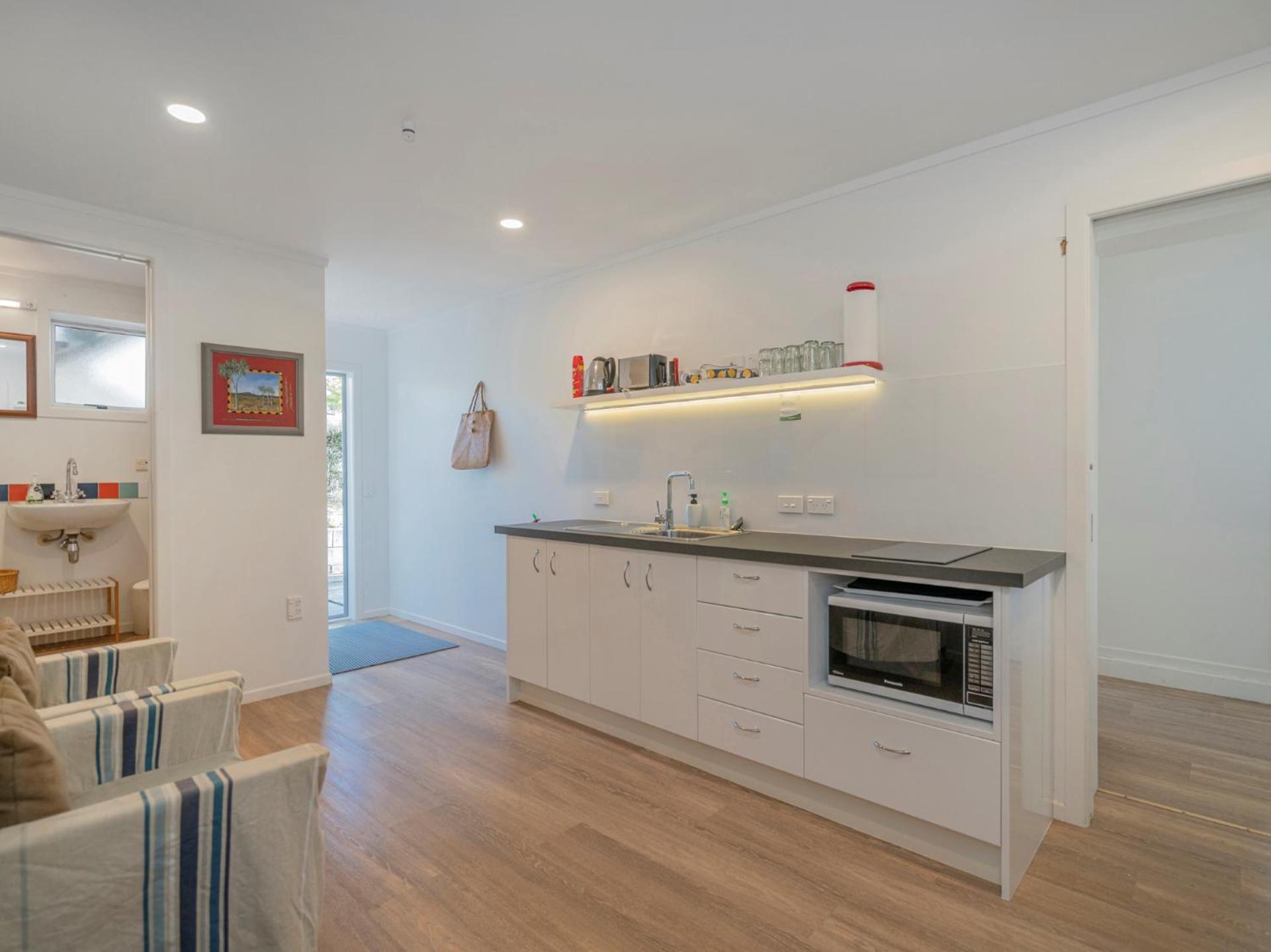 Hahei Kiwi Bach - Hahei Holiday Home Экстерьер фото