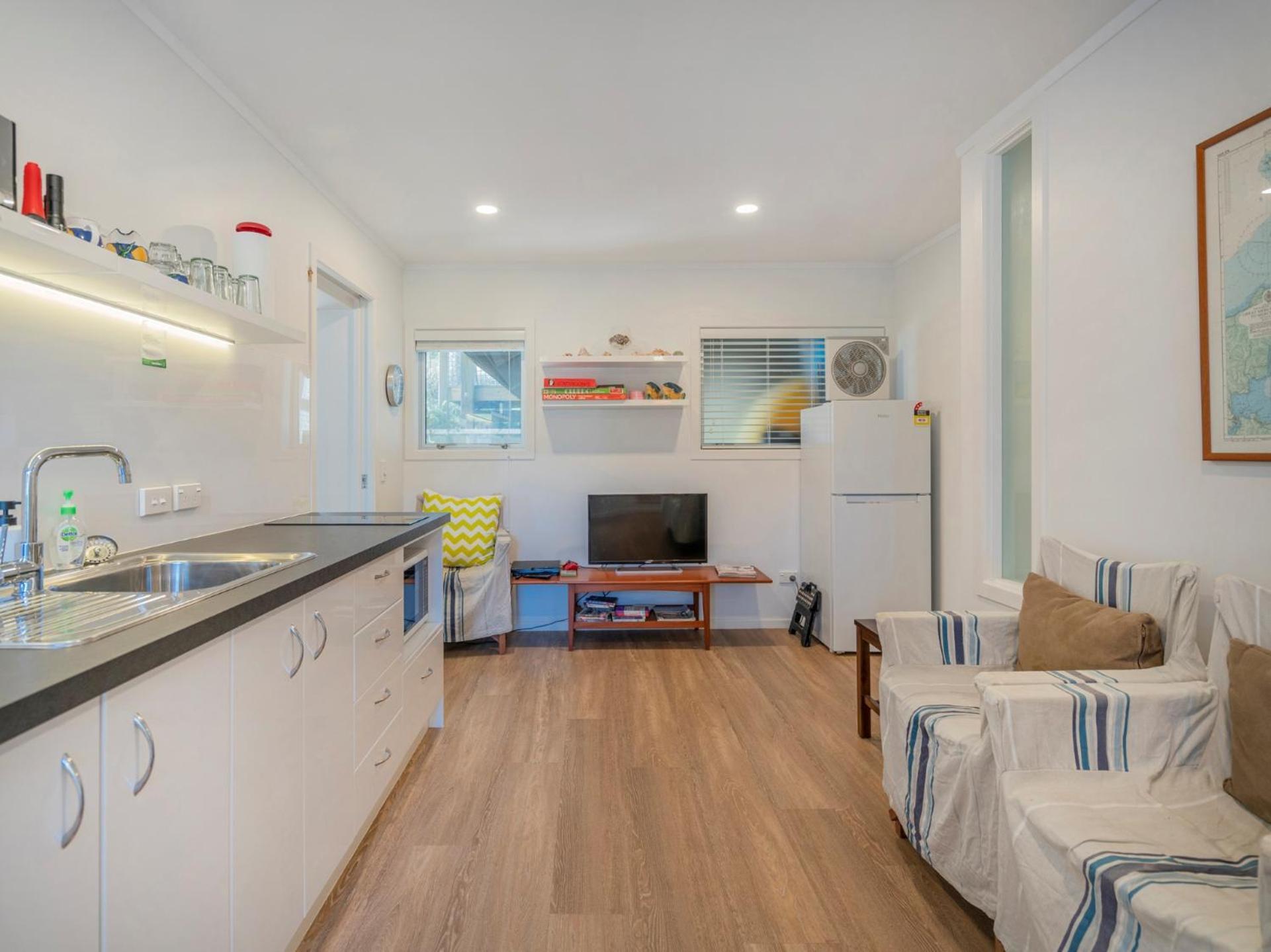 Hahei Kiwi Bach - Hahei Holiday Home Экстерьер фото