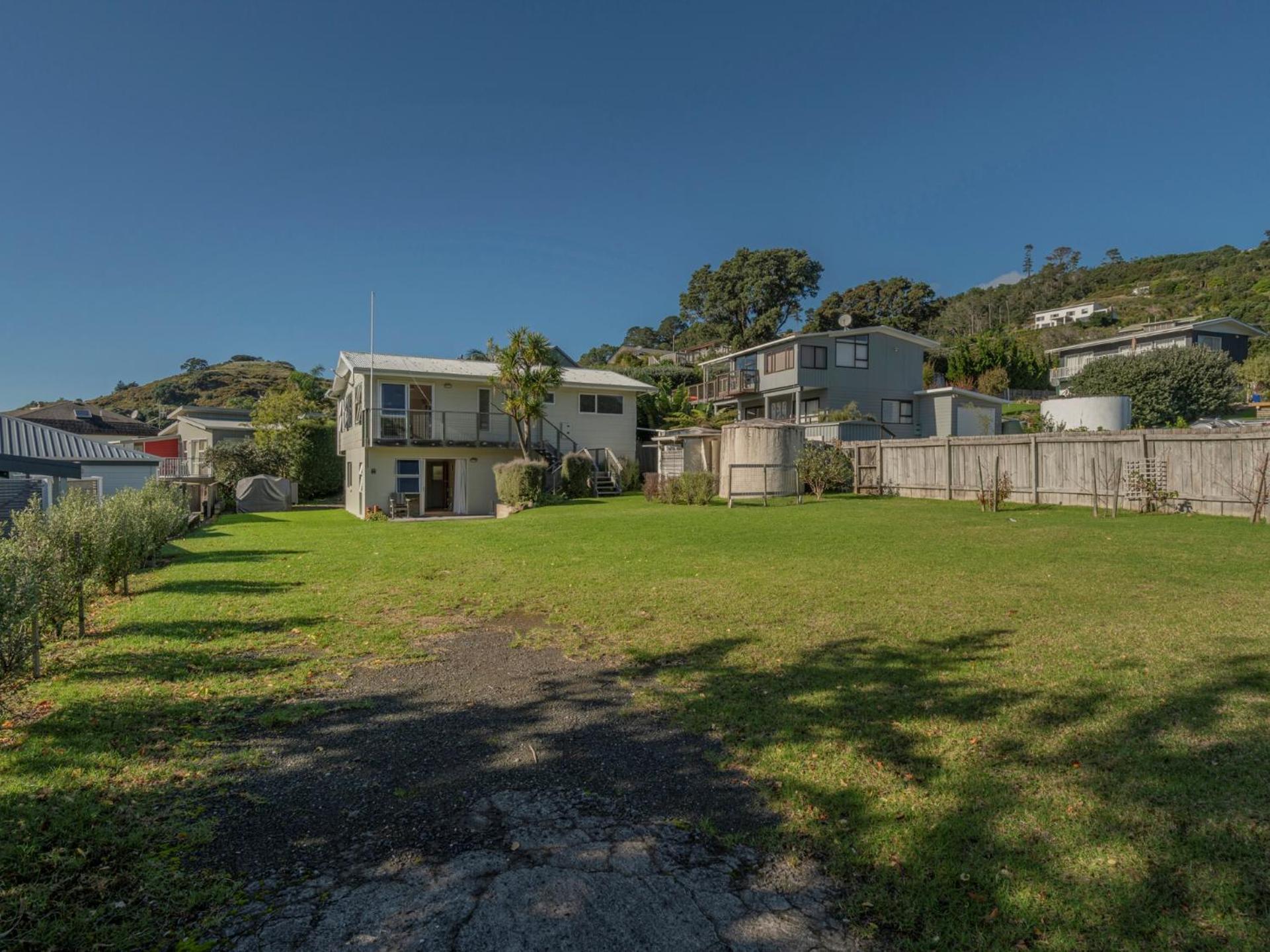 Hahei Kiwi Bach - Hahei Holiday Home Экстерьер фото