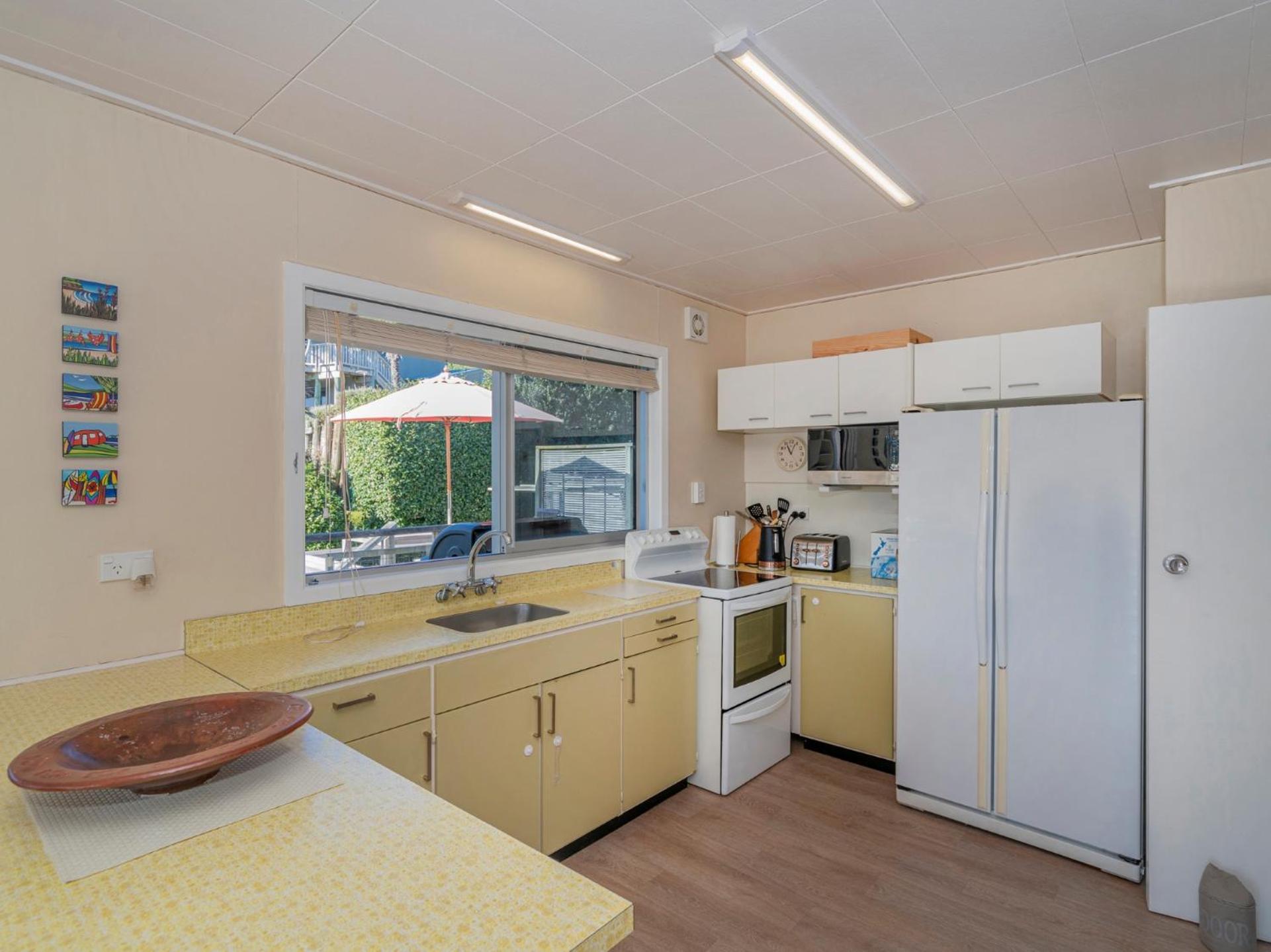 Hahei Kiwi Bach - Hahei Holiday Home Экстерьер фото