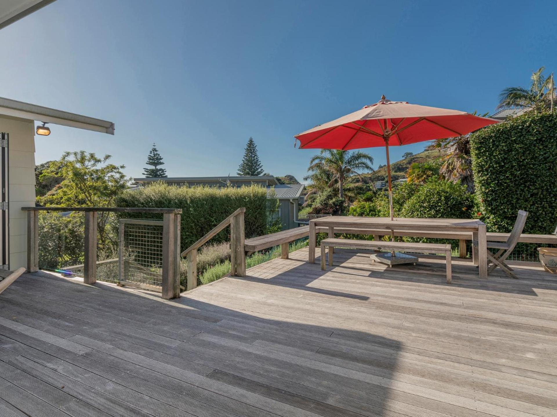 Hahei Kiwi Bach - Hahei Holiday Home Экстерьер фото