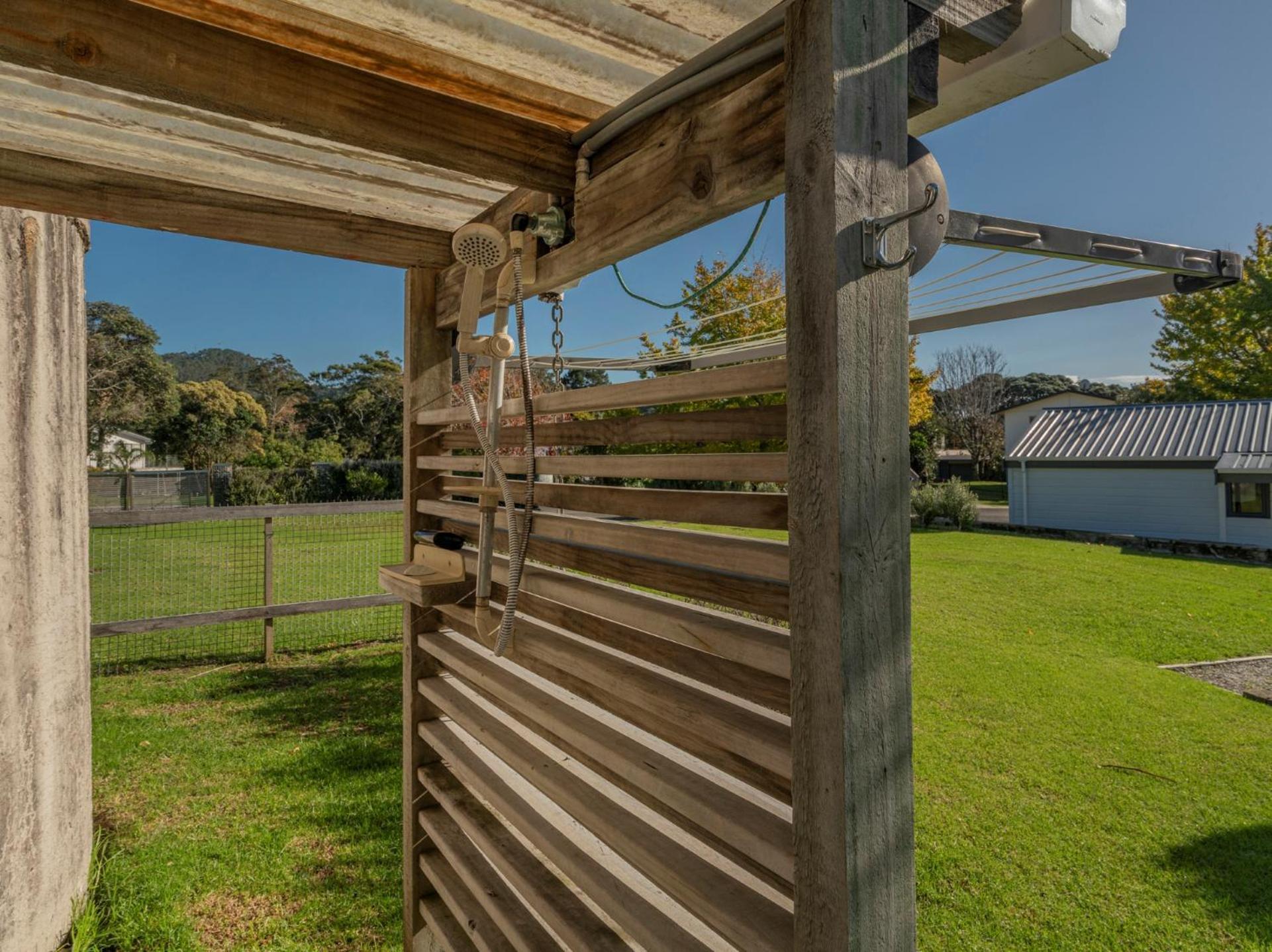 Hahei Kiwi Bach - Hahei Holiday Home Экстерьер фото